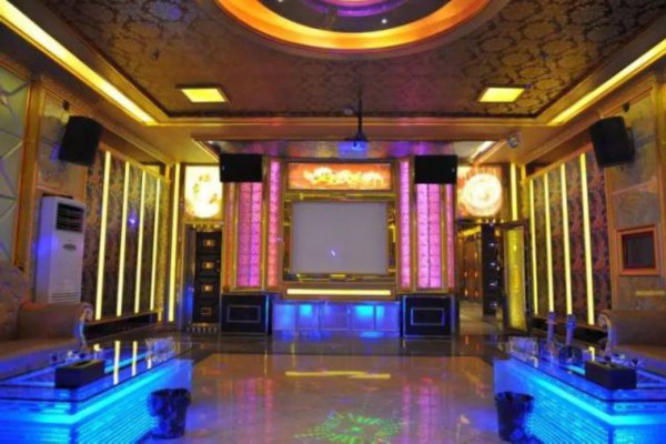 重庆特色康复按摩,斜颈问题一招搞定,你信吗? 重庆特色康复按摩,斜颈问题一招搞定,你信吗?